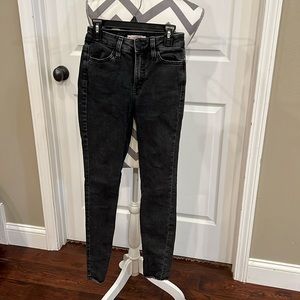 SO high rise ankle jegging, black, size 0/24W
